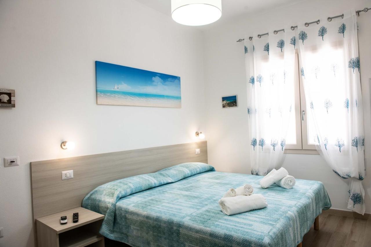 B&B Il Viaggiatore 토르톨리 외부 사진